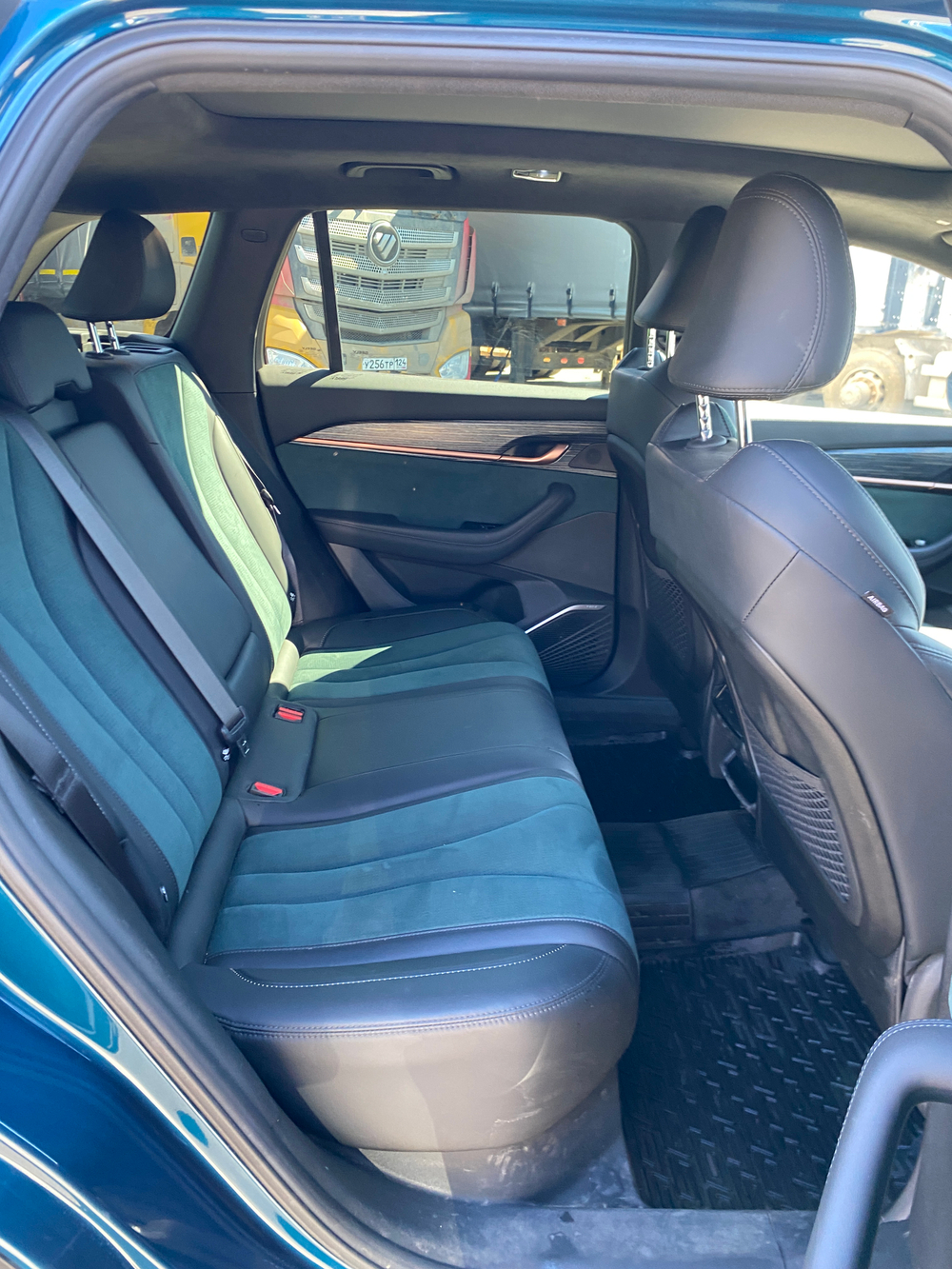 Geely Monjaro 2.0 AT Flagship