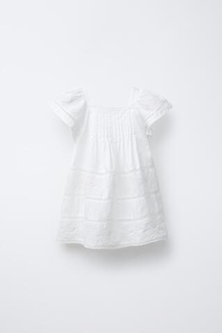 ZARA ПЛАТЬЕ С КРУЖЕВОМ И ВЫШИВКОЙ, БЕЛЫЙ
