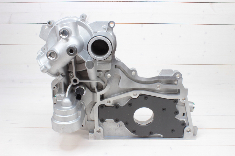 Крышка двигателя Cummins ISF2.8 Евро-4 передняя 0284 /5302887, 5269789, 5274914, 5474752/