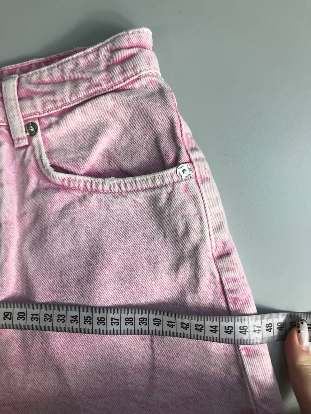 Шорты Zara для яркой девушки, маркировка 36, визуально на 42 размер