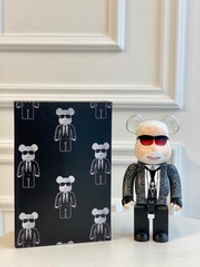 Bearbrick Karl Lagerfeld 1000%