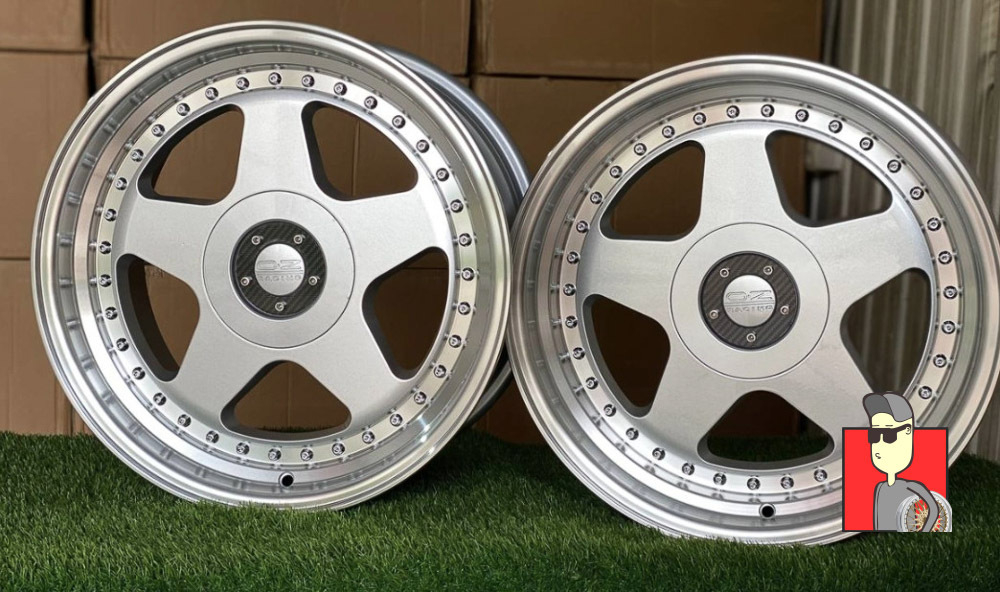Комплект дисков OZ Futura 17x8/9 et25/20 5x112/5x120