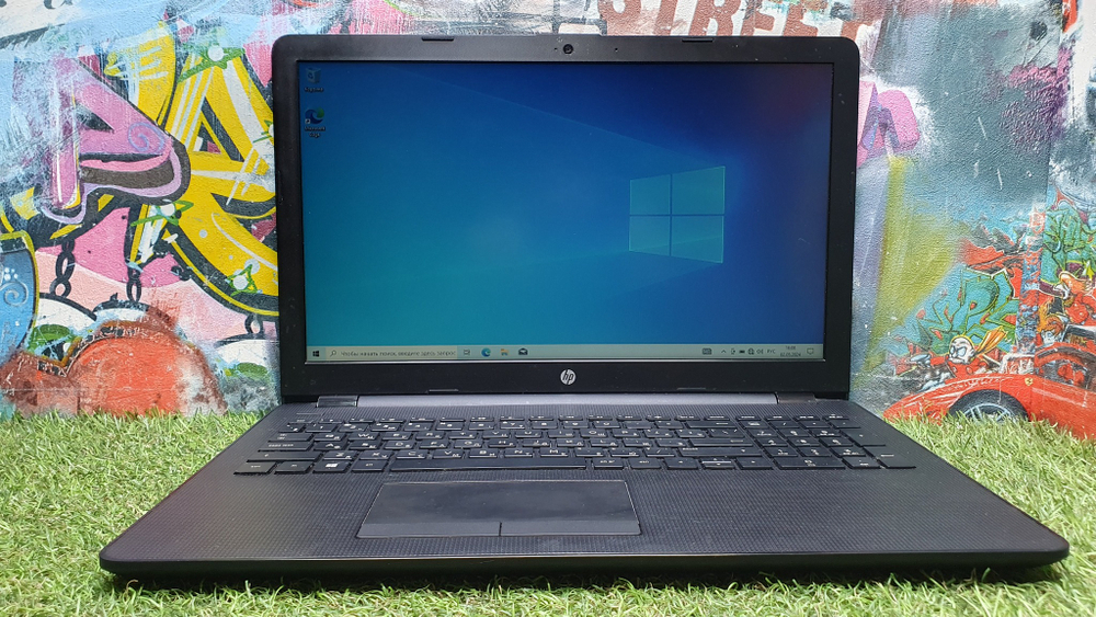 Ноутбук HP A6-9/4Gb