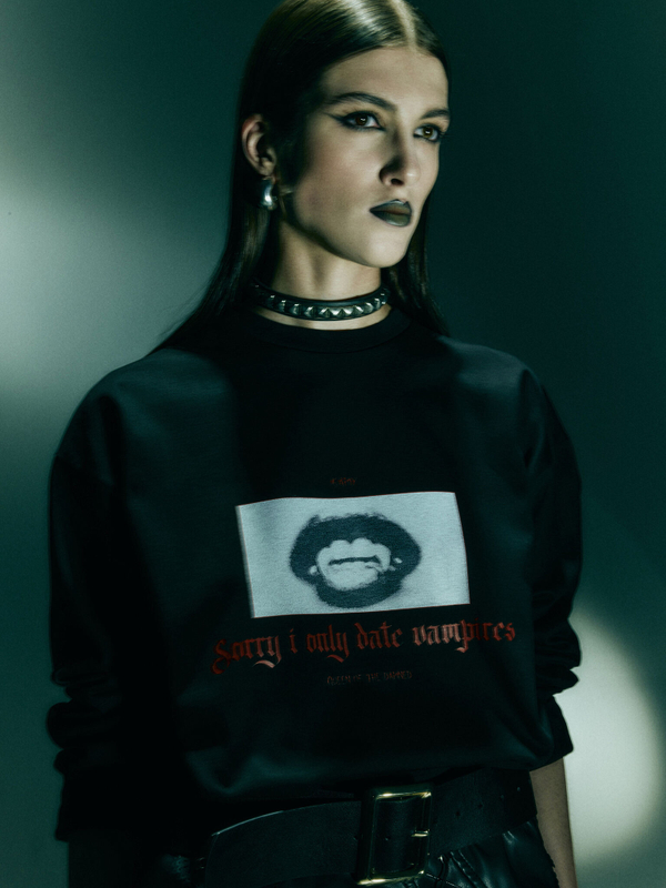 Лонгслив Vampires, черный