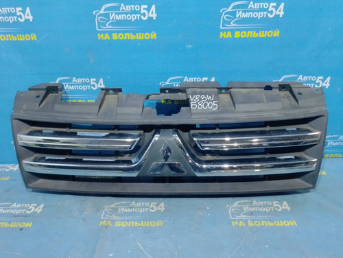 Решетка радиатора MITSUBISHI PAJERO 2006-2011