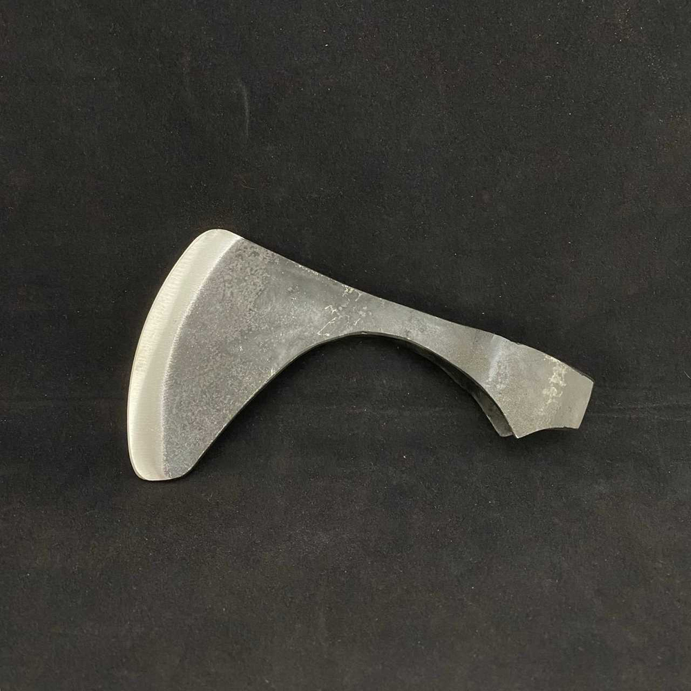 Топор кованый, тип 5