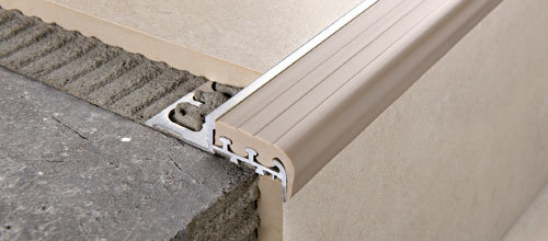 Профили для ступеней Progress Profiles PROSTAIR PTR 125...