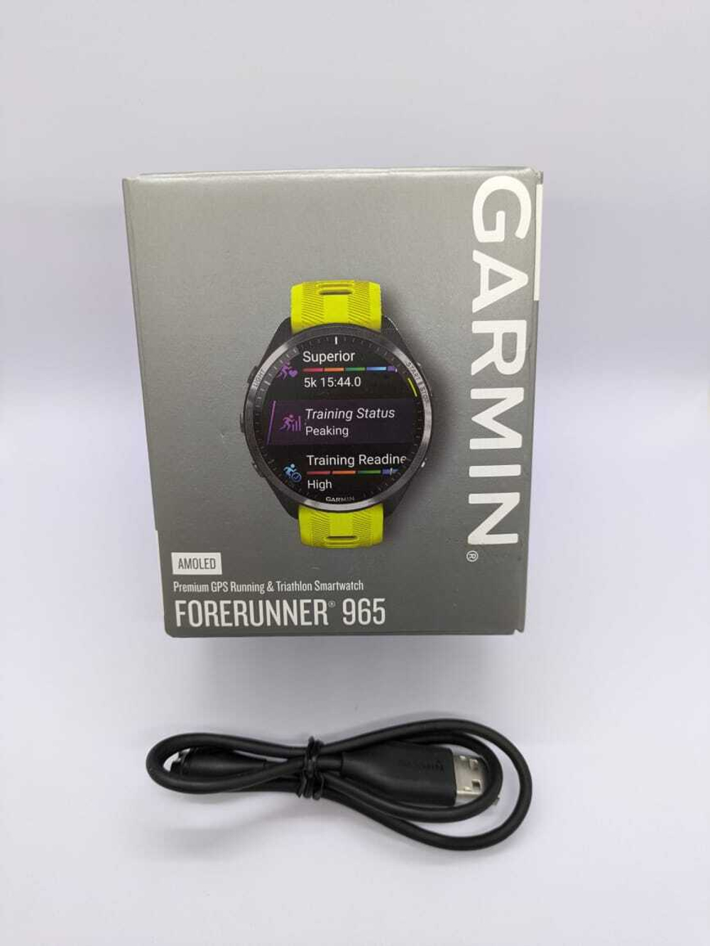Часы Garmin FORERUNNER 965 титановый безель, с желто-черным ремешком, 010-02809-12. Товар уцененный