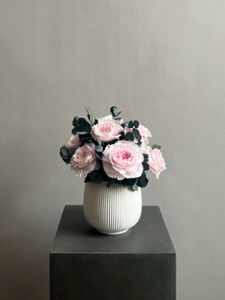 Композиция в кашпо Лорелия