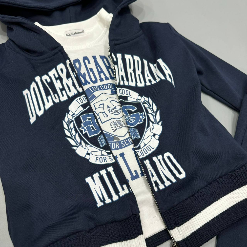 Костюм Dolce&Gabbana