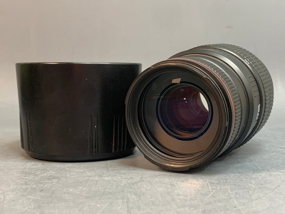 Sigma AF 70-300mm 4-5.6 APO Macro DG Canon