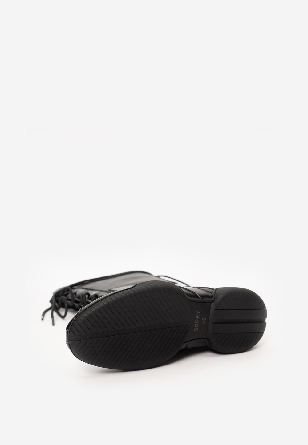 boots mono black