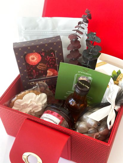 Подарочный набор "Пусть мечты сбываются" в красной шкатулке малый