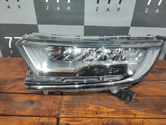 Фара левая LED Honda CR-V 5 (RW) Оригинал целая 33150TLAG11