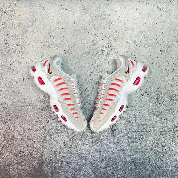 Кроссовки Nike Air Max Tailwind 4 white/red