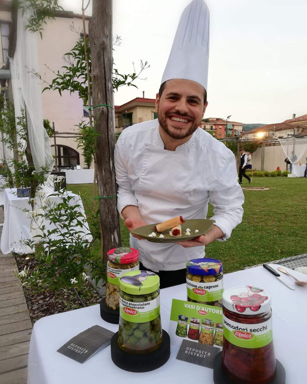 Вяленые томаты по-КАПРИЙСКИ в стеклянной банке 280 гр, Италия