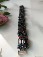 Браслет из бисера "Аделиса" ручной работы с камнем Гранат