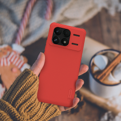 Усиленный двухкомпонентный чехол красного цвета от Nillkin для Xiaomi Poco F6 Pro, серия Super Frosted Shield Pro
