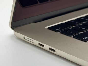 MacBook Air 15 m3 16/256gb Starlight