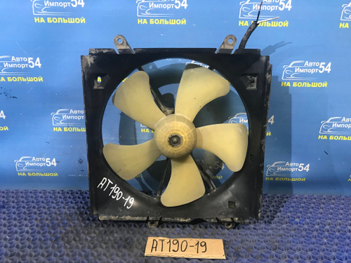 Диффузор радиатора двигателя TOYOTA CARINA E 1996