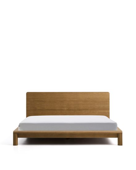 Кровать Arelida из дуба со светло-коричневой отделкой, для матраса 180 x 200 см