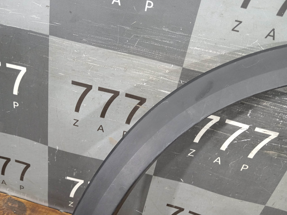 Накладка крыла переднего левого Mazda CX-5 2 (KF) 17-нв Б/У Оригинал KB7W51W30E