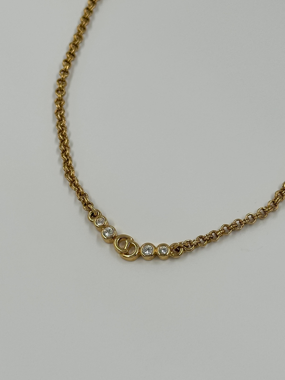 Цепь с лого Christian Dior