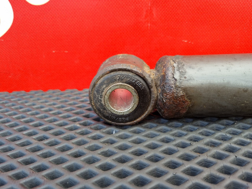 Амортизатор передний