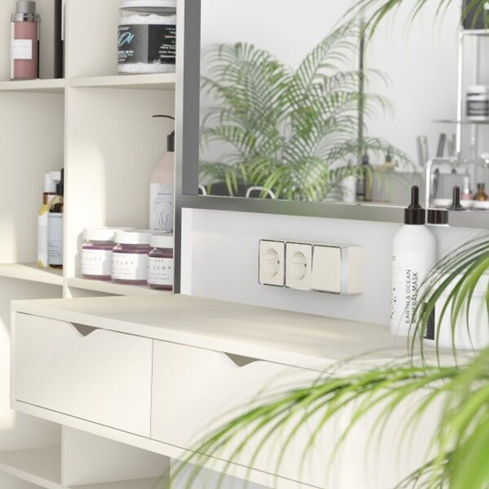 Розетка с заземлением Gallant (слоновая кость)