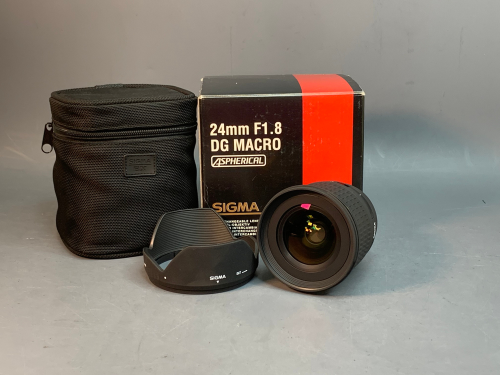 Sigma 24mm 1.8 EX DG Sony A