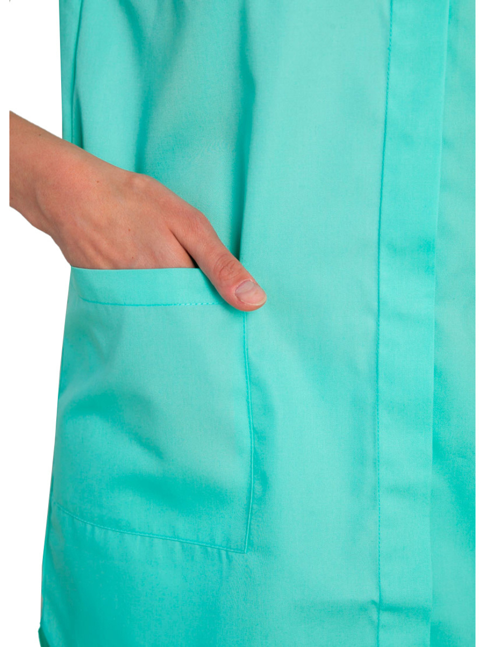 Рубашка медицинская женская White Wears WW150, на кнопках, черный, 50