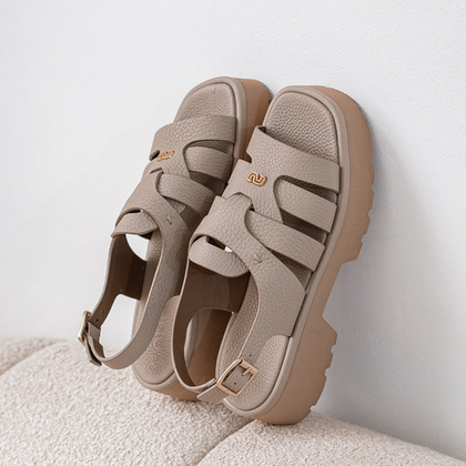 Сандалии из натуральной кожи в цвете VIZONE