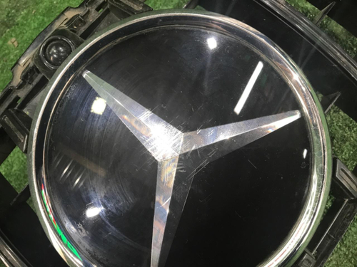 Решетка радиатора Mercedes C w205 (18-23) AMG 63