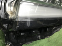 Фара левая Toyota Land Cruiser 300 21-нв LED