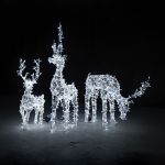 светящиеся фигуры оленей