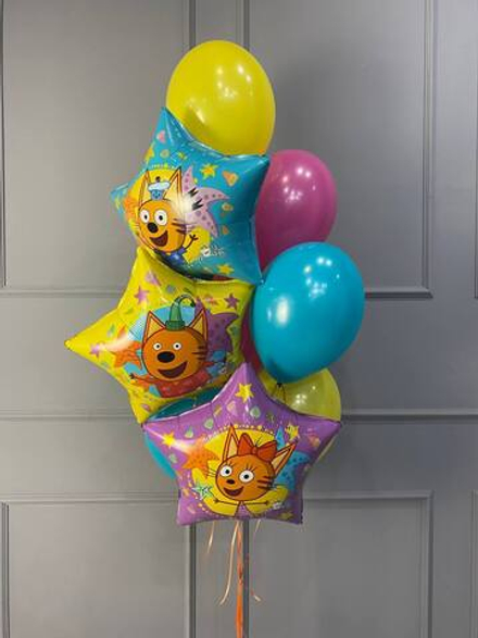 Яркий набор шаров с героями "Три кота"