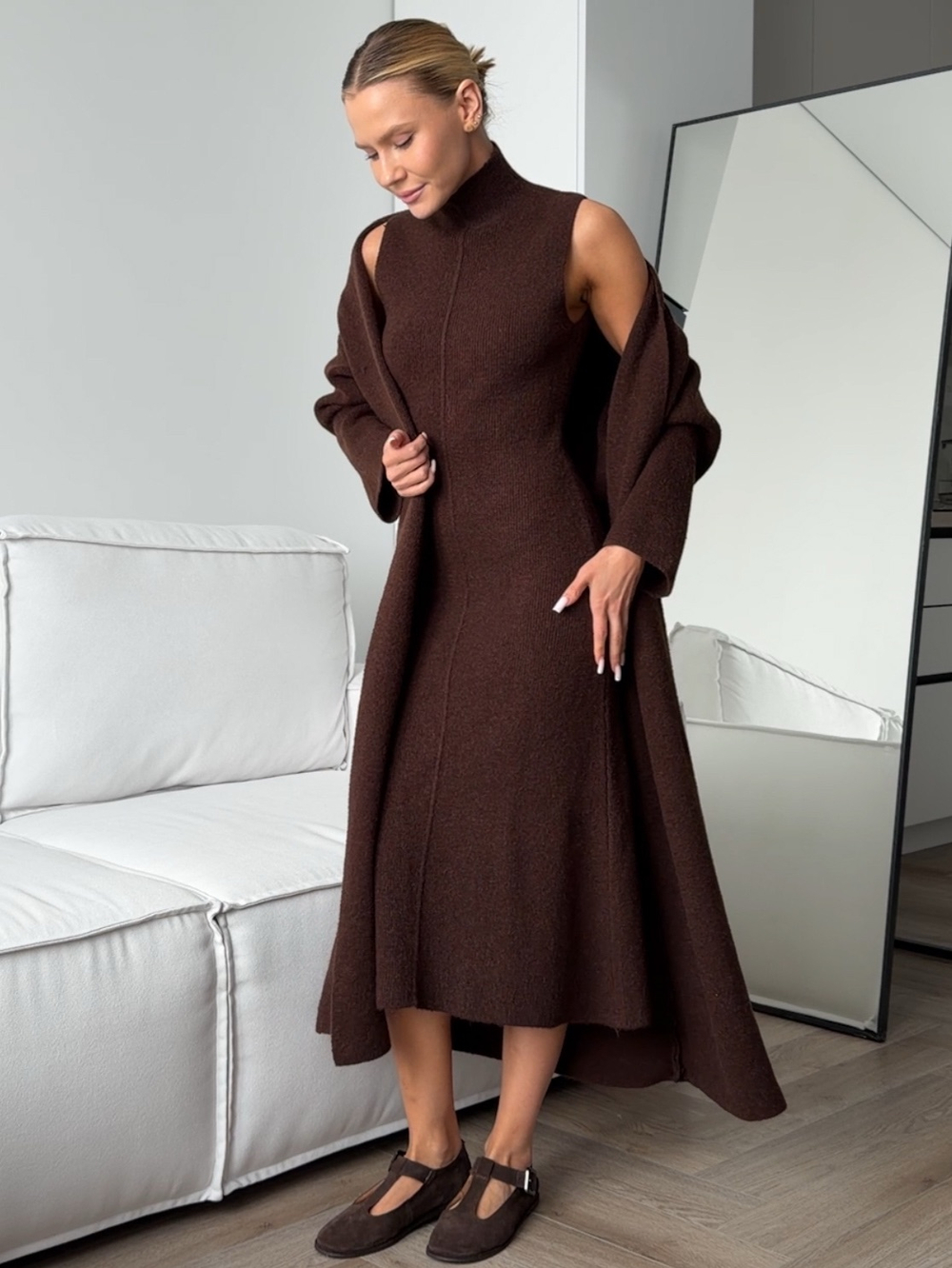 Комплект вязаный, длинное платье с выточкой и кардиган