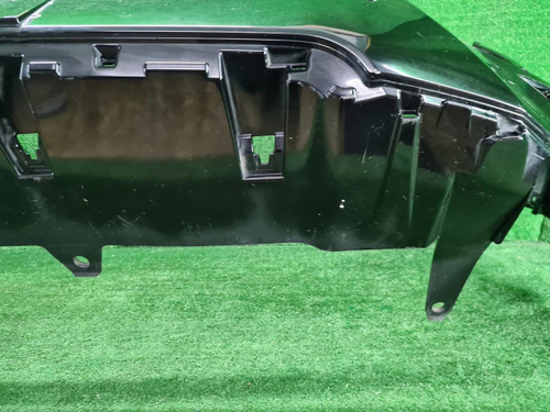 Бампер передний Toyota Land Cruiser 300 (2021-н.в.)