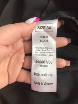 Платье Orsay лаконичное, маркировка 34, визуально 40 размер