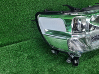 Фара правая Toyota Land Cruiser 200 (2015-2021) LED