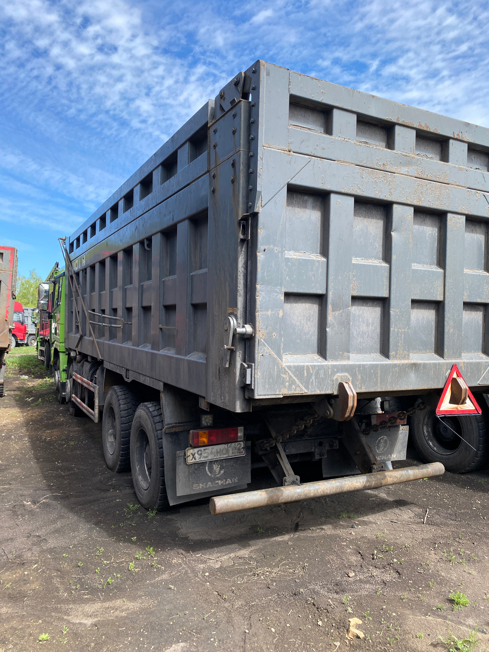 Shacman (Shaanxi) SX* 8x4 Самосвал SX33186W366C (Дизельный, 10,8 л, 441 л.с., МТ)