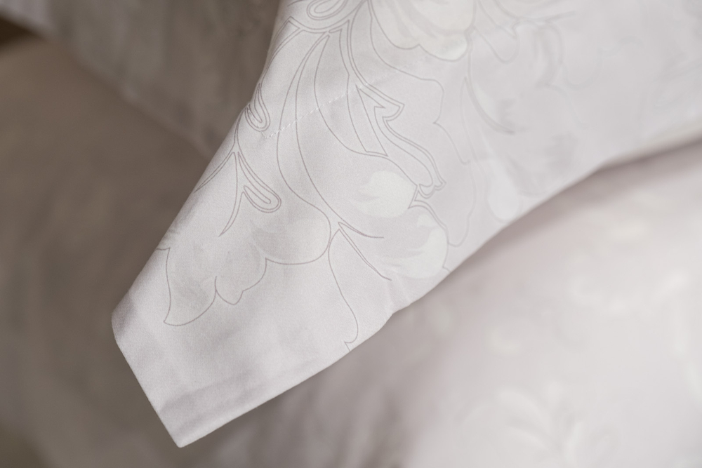 Постельное белье 2 спальное евро Garda Decor Лоренцо белое