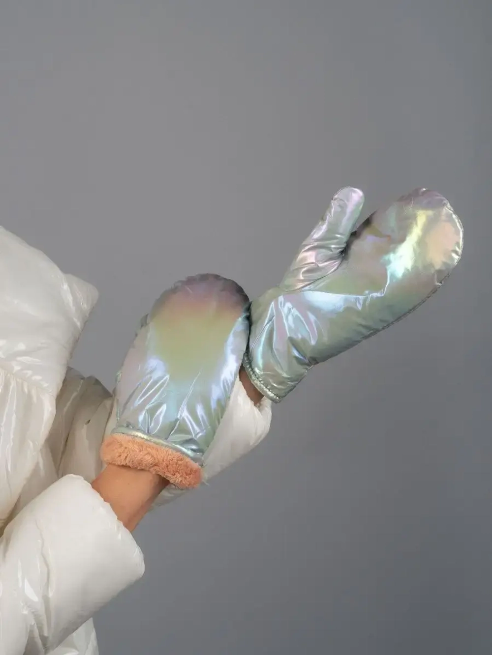 Варежки женские зимние непромокаемые болоньевые