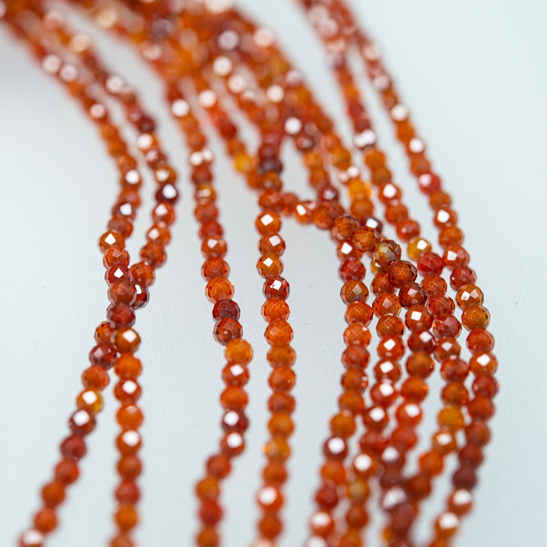 Фианиты, оттенок "Спессартин", 2мм, шар, микроогранка