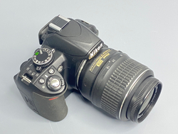 Nikon D3100 kit 18-55mm VR 10700 кадров