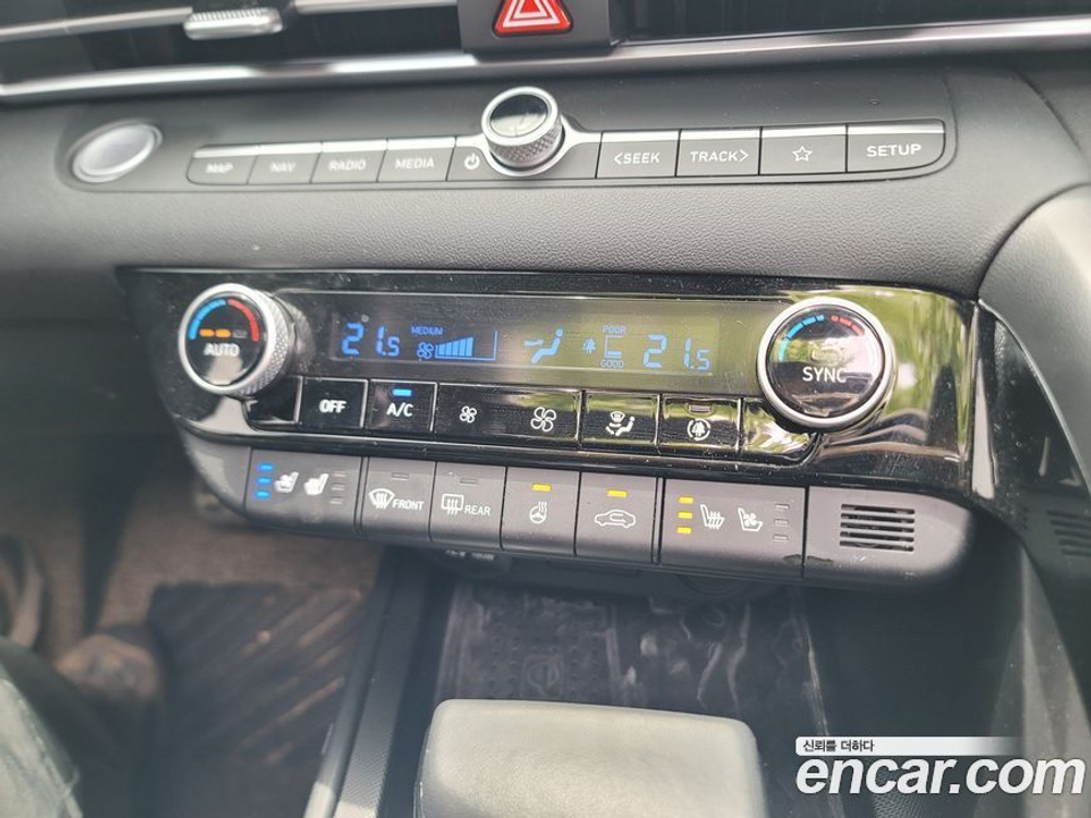 Hyundai Avante (CN7) 1.6 (04.2020)