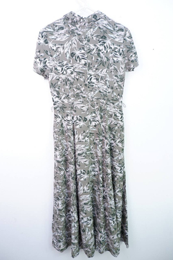 Платье Zolla рубашечного кроя, маркировка S, визуально на 44 размер