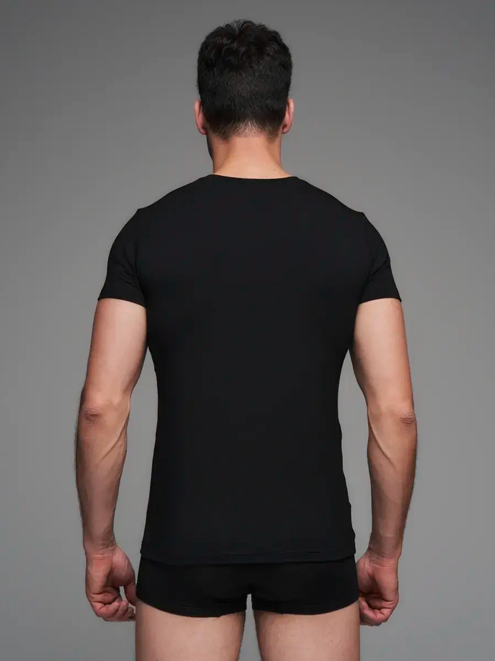 Футболка V-вырез однотонная облегающая