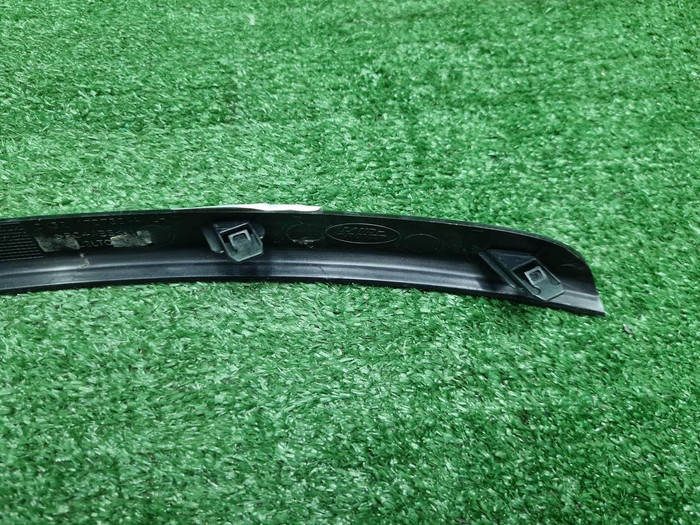 Молдинг перед. бампера Range Rover Vogue 4 (12-17)