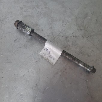 Болт (ось) М12 228мм (1)